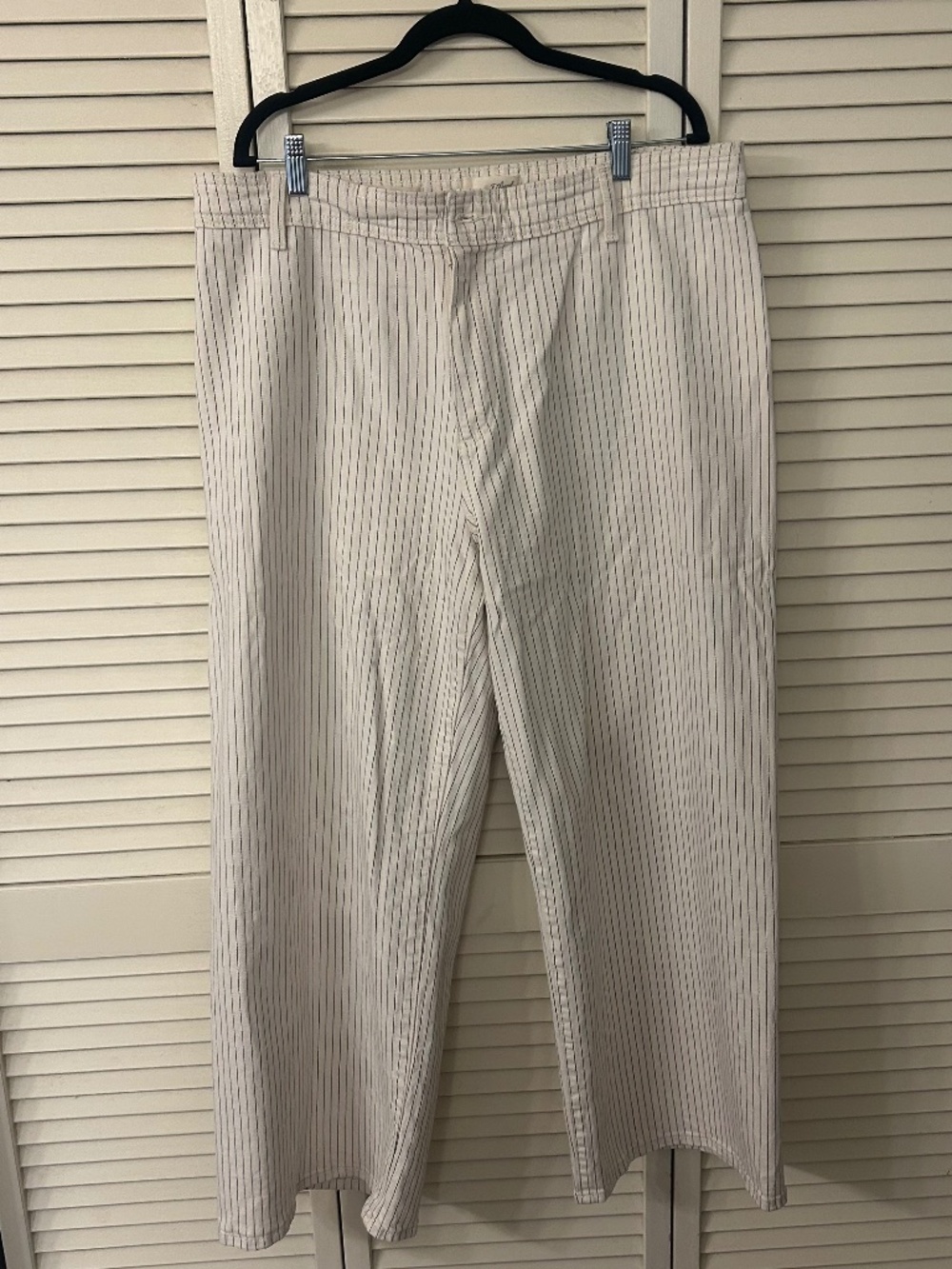 Universal Thread Wide Leg Jeans